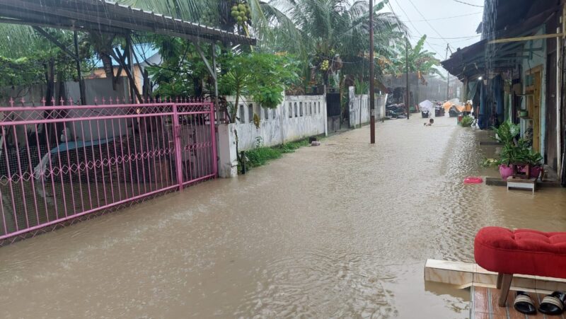 Kondisi banjir Kota Samarinda, Selasa (27/5/2025).(Dok.Iknnews.co/Rara)