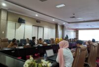 Foto : Komisi A Saat Rapat Pembahasan Raperda Pesantren