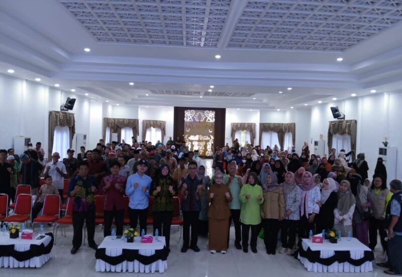 Foto: Kegiatan Penyaluran Bantuan Untuk 183 Lansia (Dok.IKNNews.co/Nurlinda)