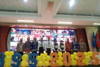 Wakil Wali Kota Bontang, Agus Haris foto bersama usai pembukaan Basic Study Skill STITEK